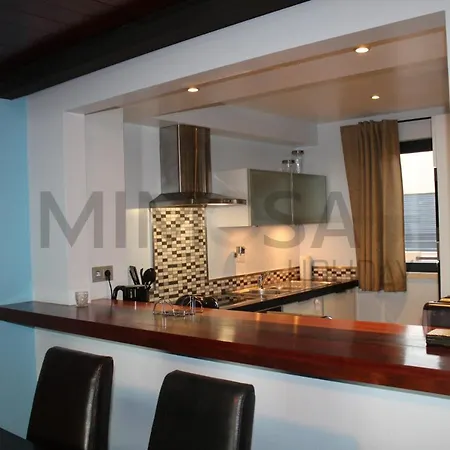 Luxuoso Apartamento Castro A050 Lagos