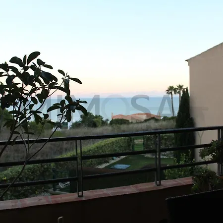 Luxuoso Apartamento Castro A050